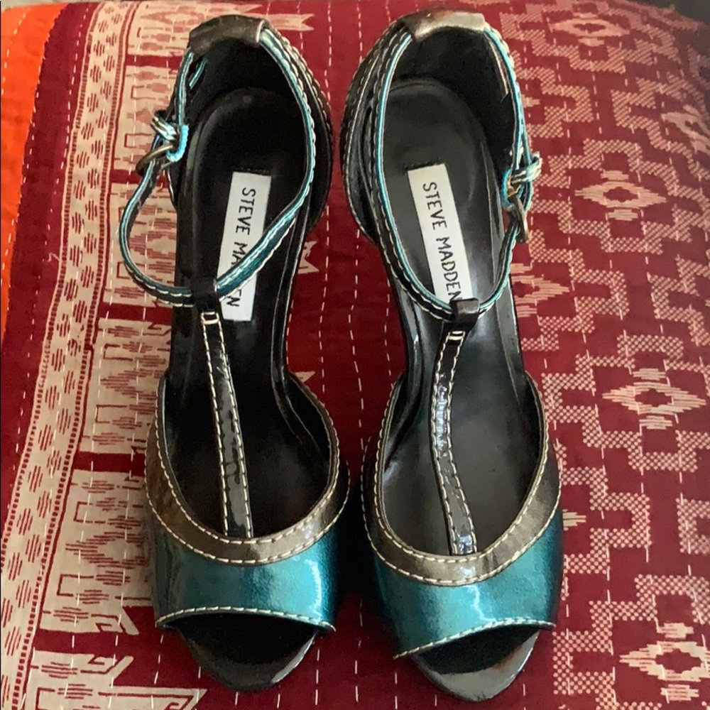 Steve Madden T-Straps emerald green/black